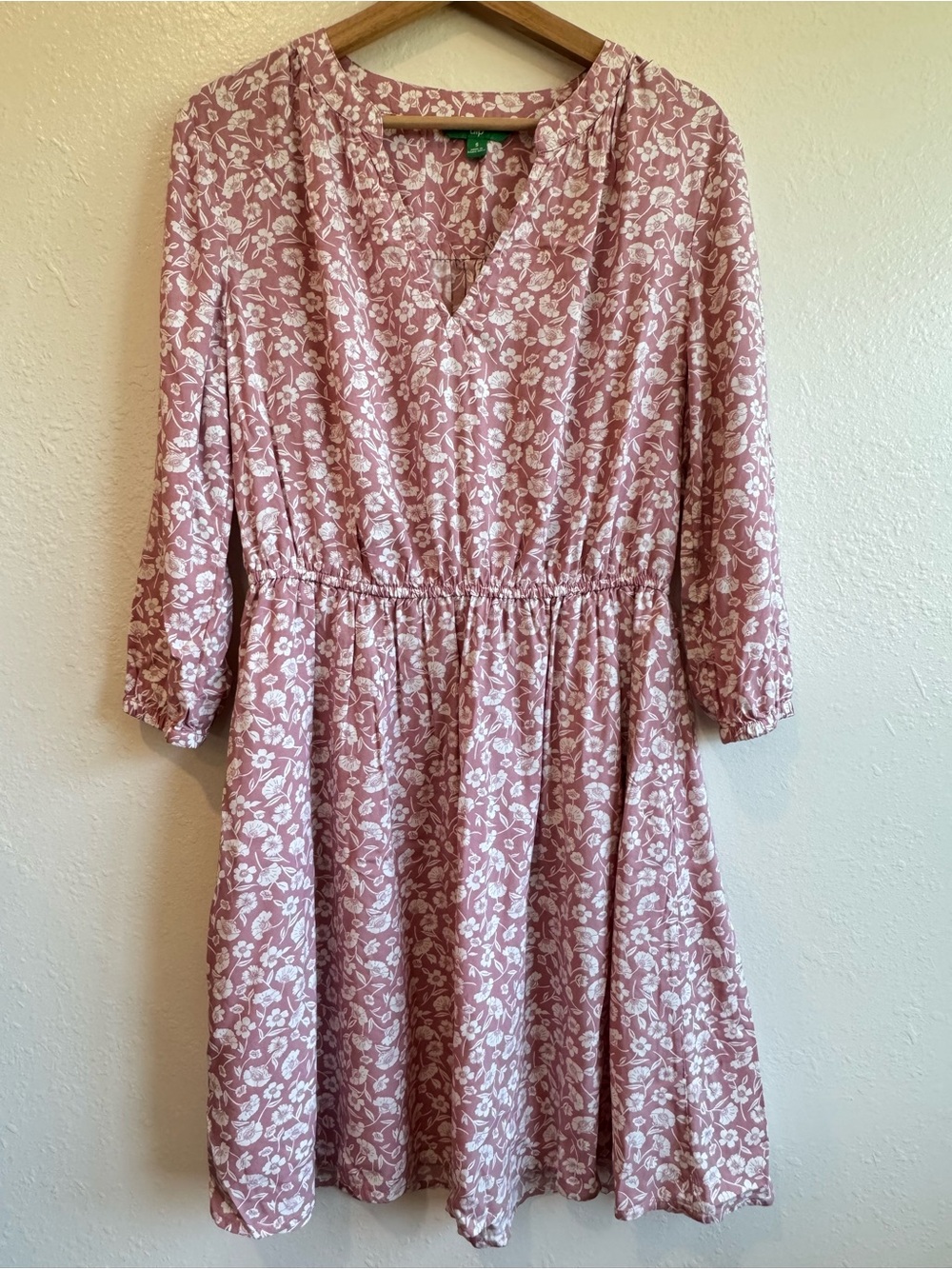 dip Pink and White Floral Mini / Midi Dress with Pockets! | Size S